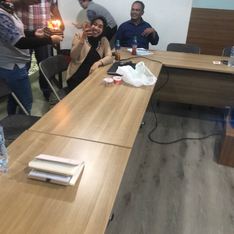 Peer to peer coworking space