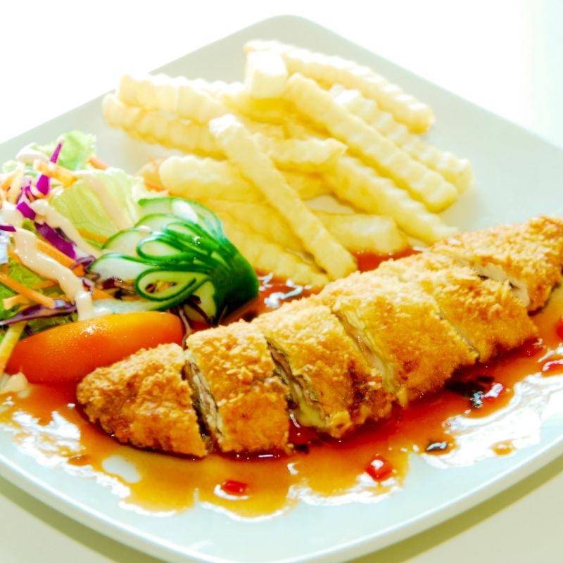 Chicken Cordon Bleu + Mojito only 45K