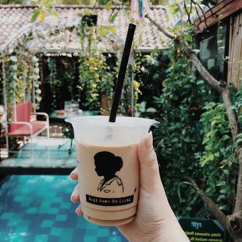 Kopi Susu Bu Lurah